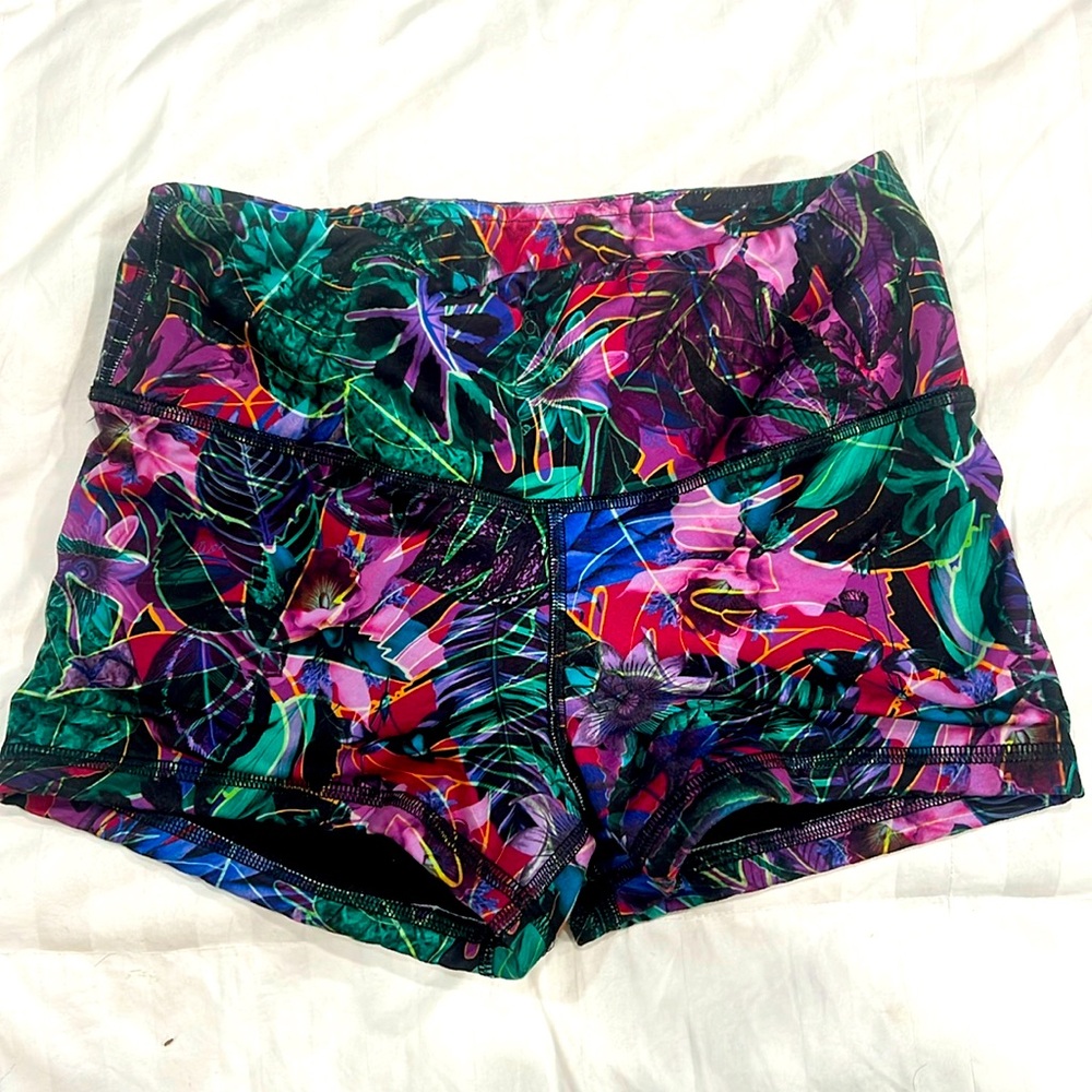 FLEO Small multicolored shorts